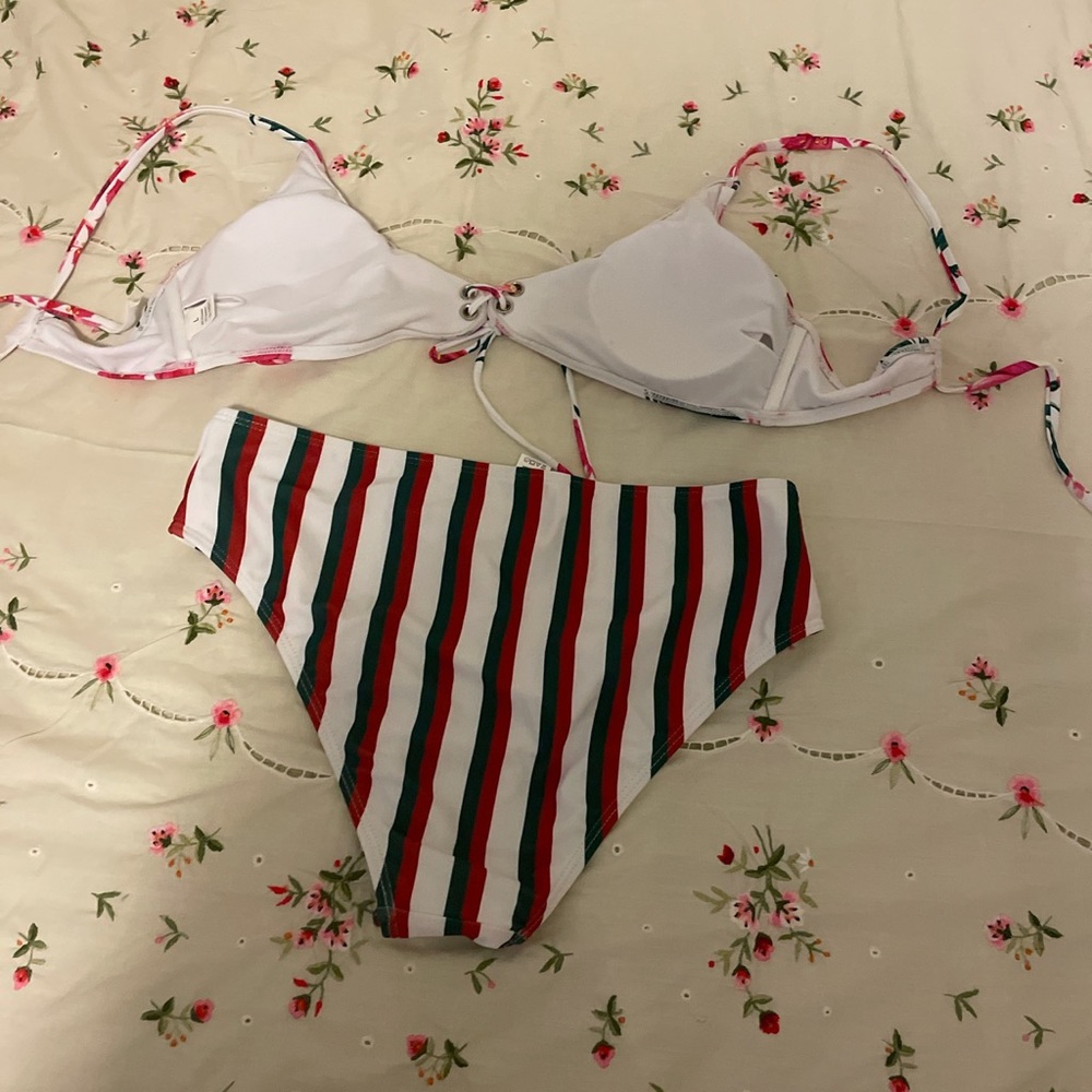 String Bikini. - image 2